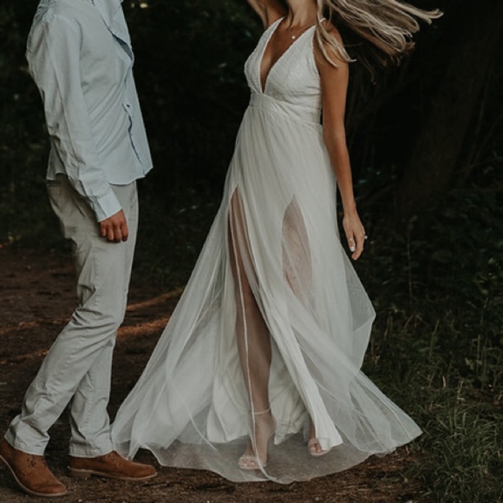 White maxi dress